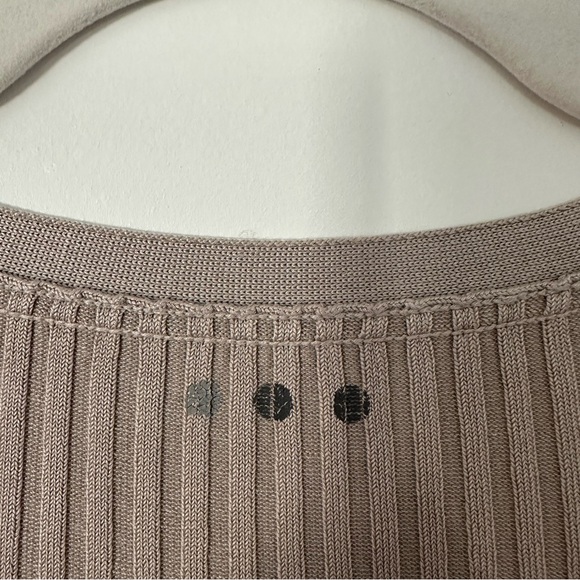 Three Dots Vintage Y2K Tan Silk Cardigan (Read Description) - Picture 2 of 10